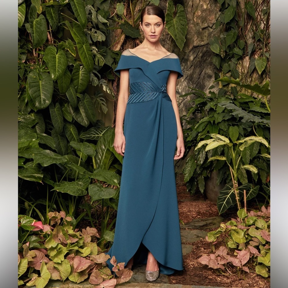 NWT Alexander by Daymor blue beaded formal gown